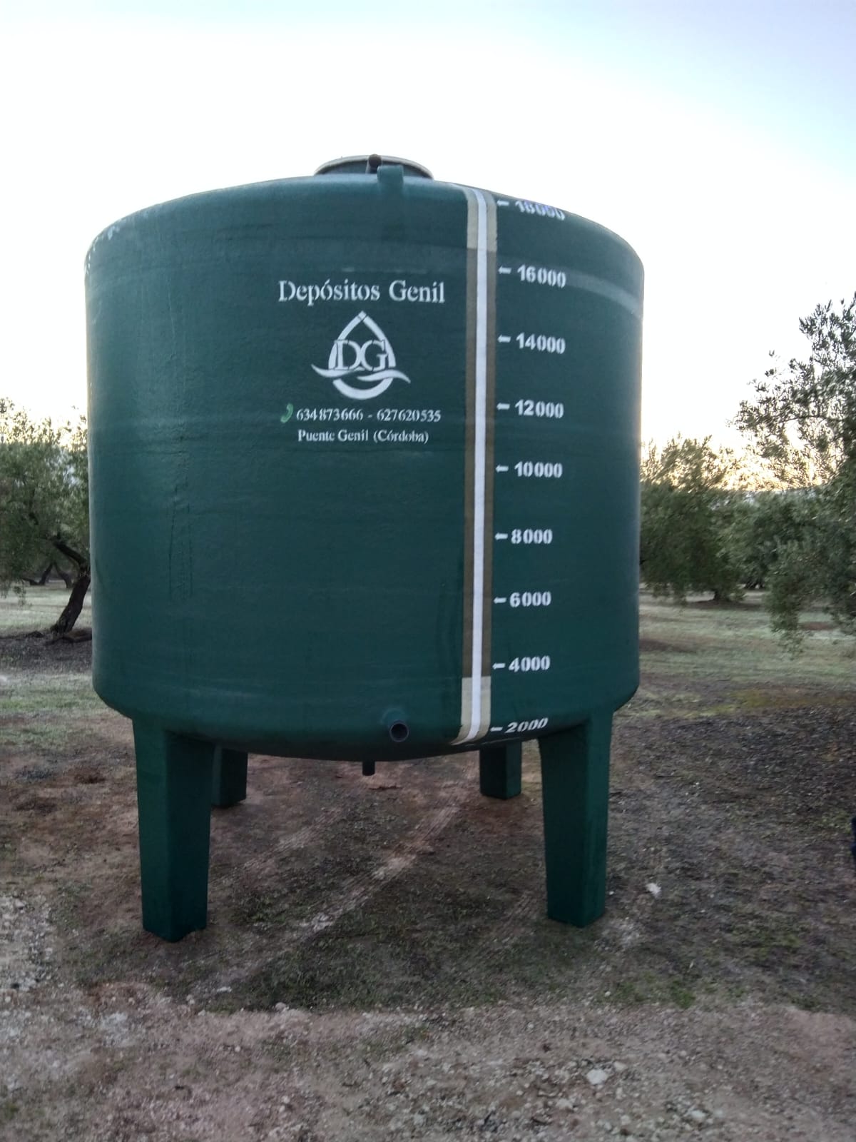 deposito-vertical-patas-poliester3